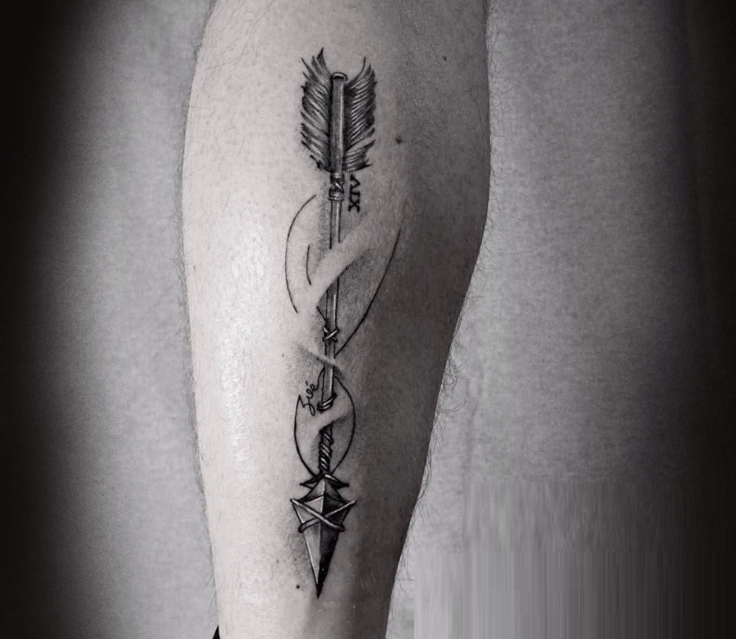 Optez pour un tatouage avec NOIR OLIVE !